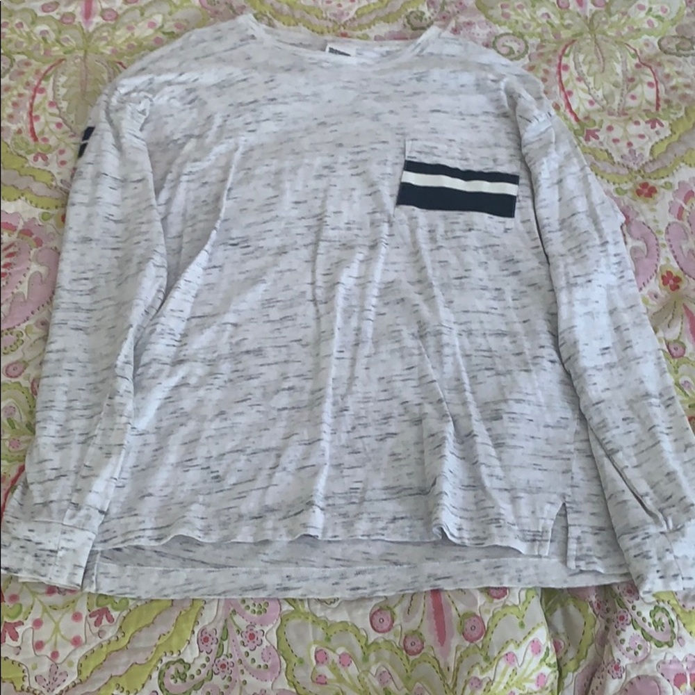 Black and white Pink t shirt